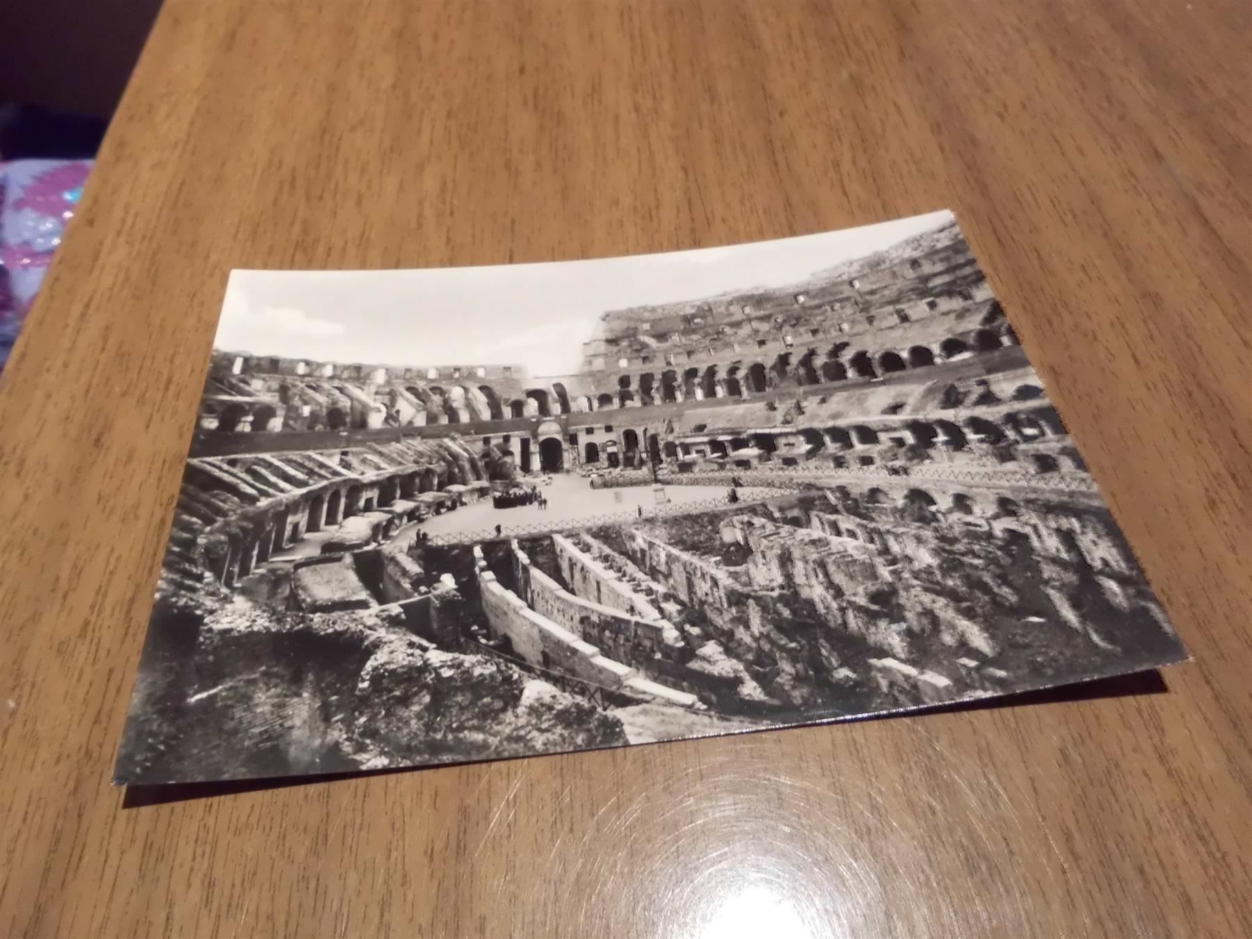 Cartoline postali: Ansichtskarte  Roma, Das Kolosseum – Usato da Zürich venduto da Motzkuh