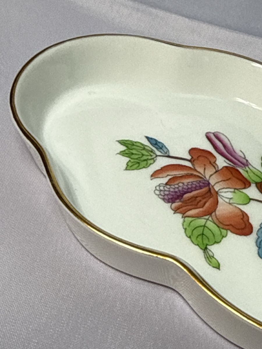 Herend Piatti di portata: Herend Schale 7705/VA Handgemalt Blumenmuster – Usato da Grenchen venduto da swiss.antiques 7