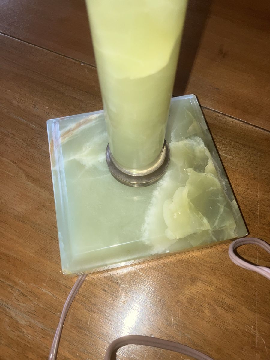 Lampes: Tischlampe, Marmor oder evtl. Onyx?, Druckschalter – D'occasion à Neftenbach par 889095 2