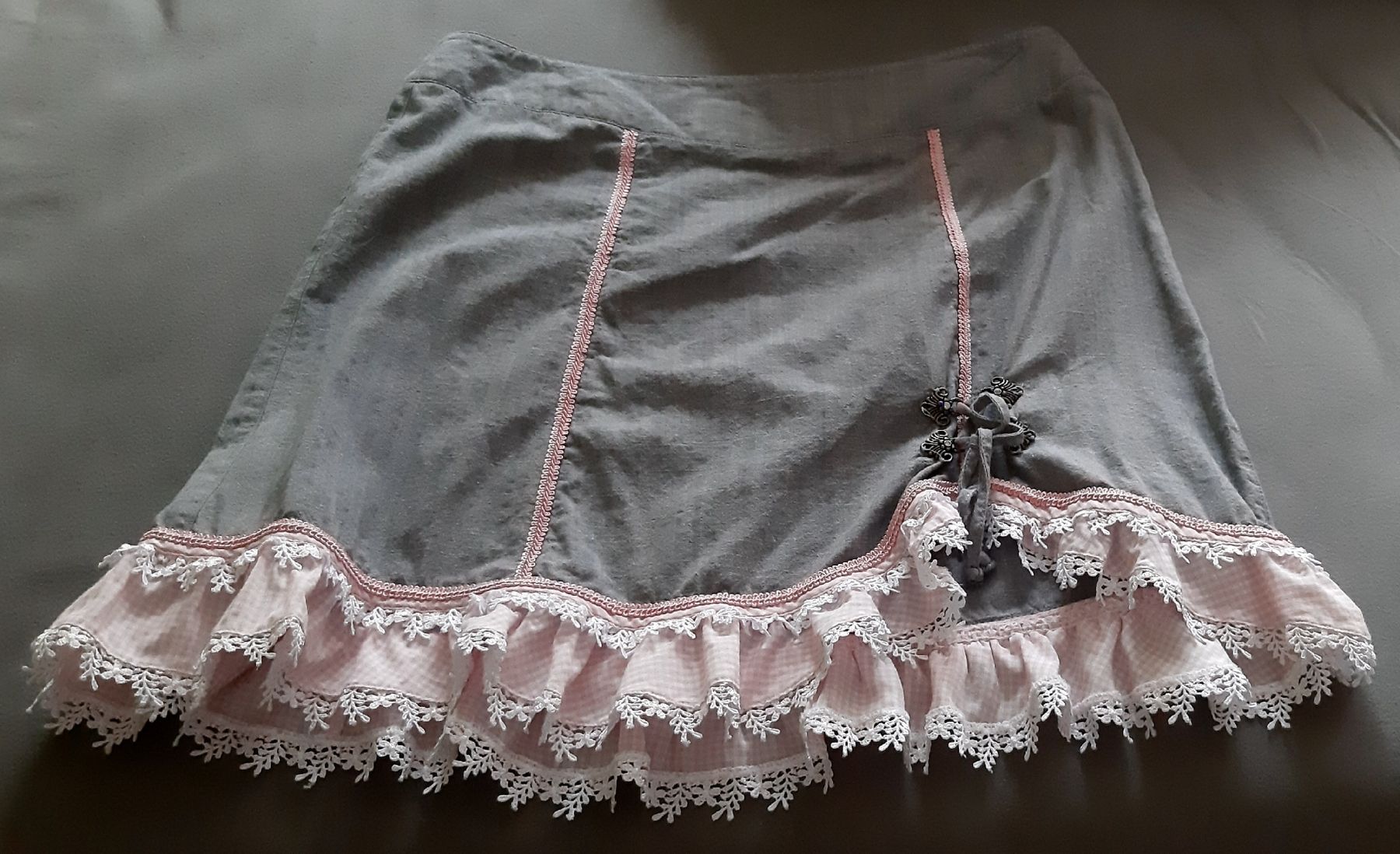 Vestiti: LANDHAUS Dirndl  -  40/42 – Usato da Tagelswangen venduto da BrigittaC01 6