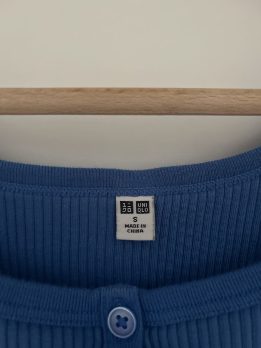 Tops: Uniqlo Top - Size S – Gebraucht aus Zürich von ecracco 2