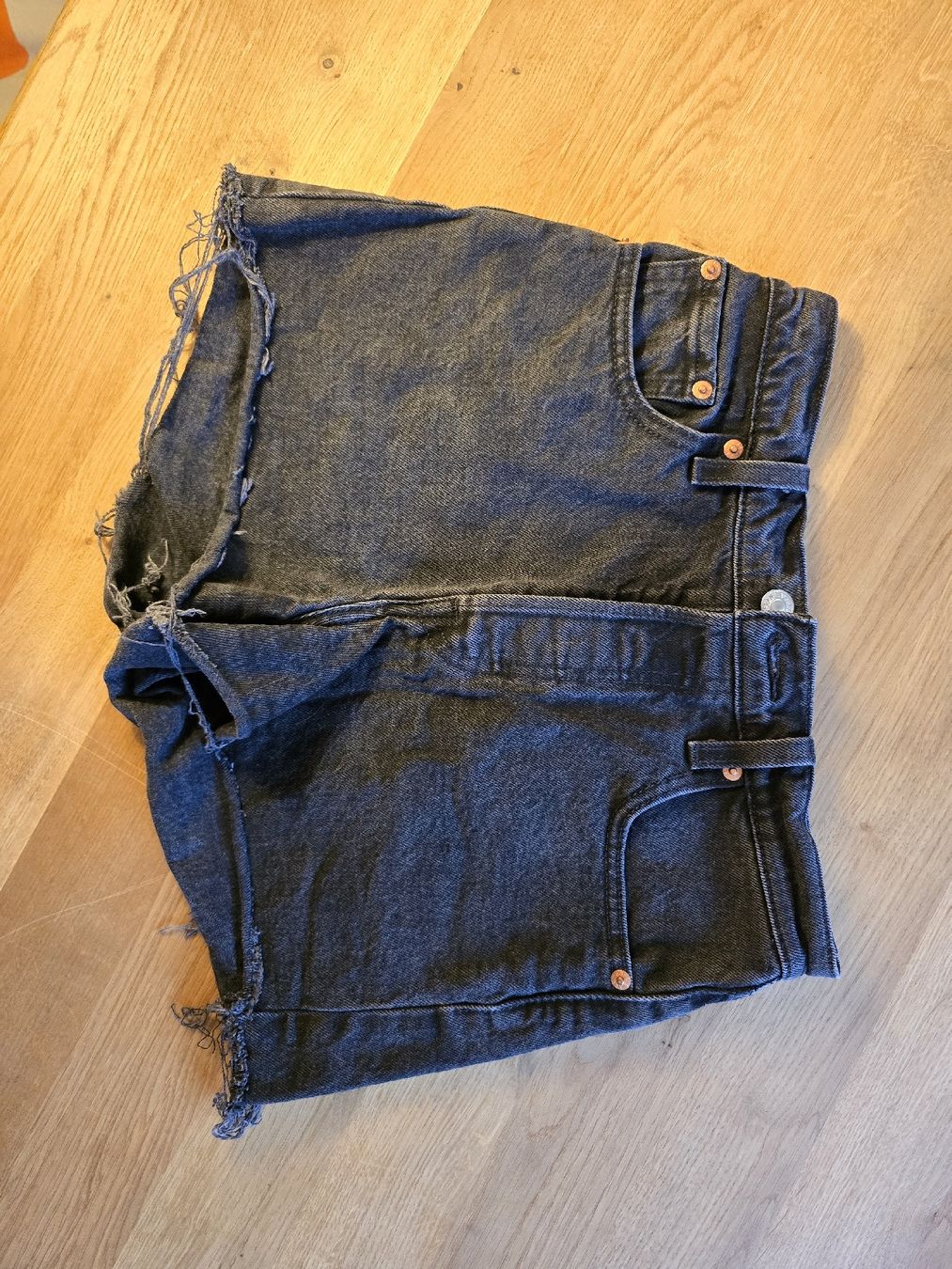 Levi's Jeans: Original Levi's Ribcage denim shorts Black – Neuf (Voir description) à Basel par sof_c7z7 2