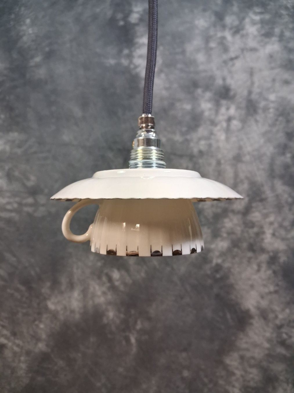 Lampadari & plafoniere: Tee Tassen Lampe – Usato da Winterthur venduto da lampenretter 1