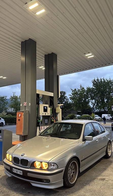 Autos: BMW 528i e39 auto – Gebraucht aus Monthey von Nathan.1870 1