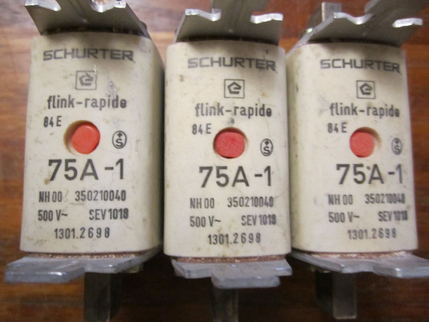 Componenti elettronici: Sicherungen NH00  75Amp. 3Stk. – Usato da Zuchwil venduto da Bobi11