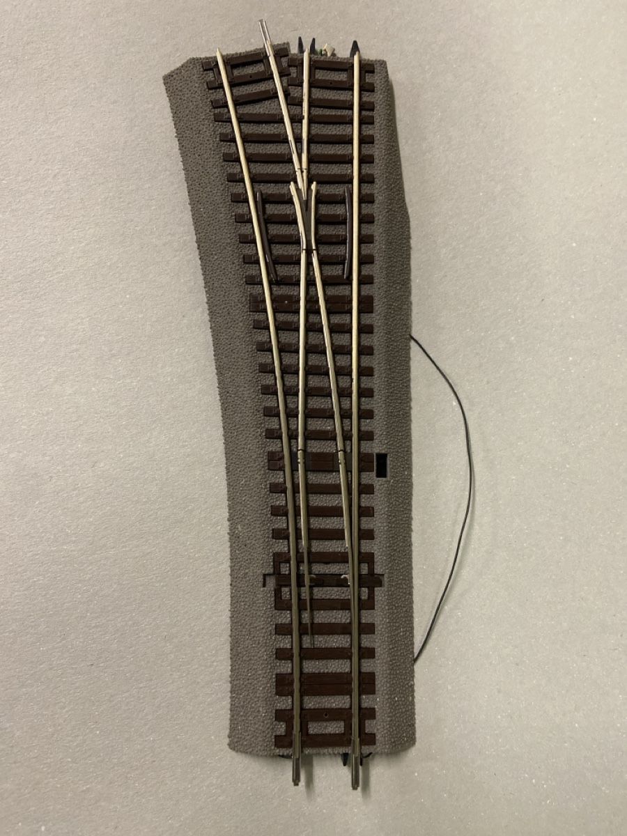 Roco Modellini di ferrovie: Roco Line 42532 Weiche links 15 – Usato da Schlosswil venduto da Muesli75