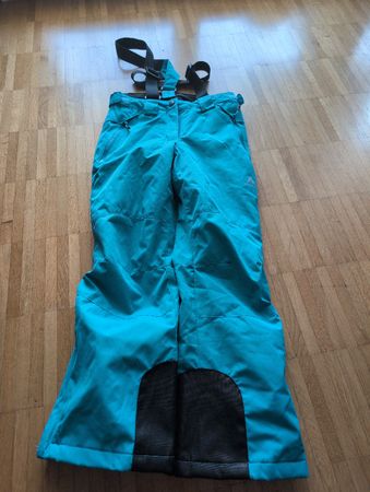 Schneehose mit Trägern MCKinley Grösse 140 selten gebraucht