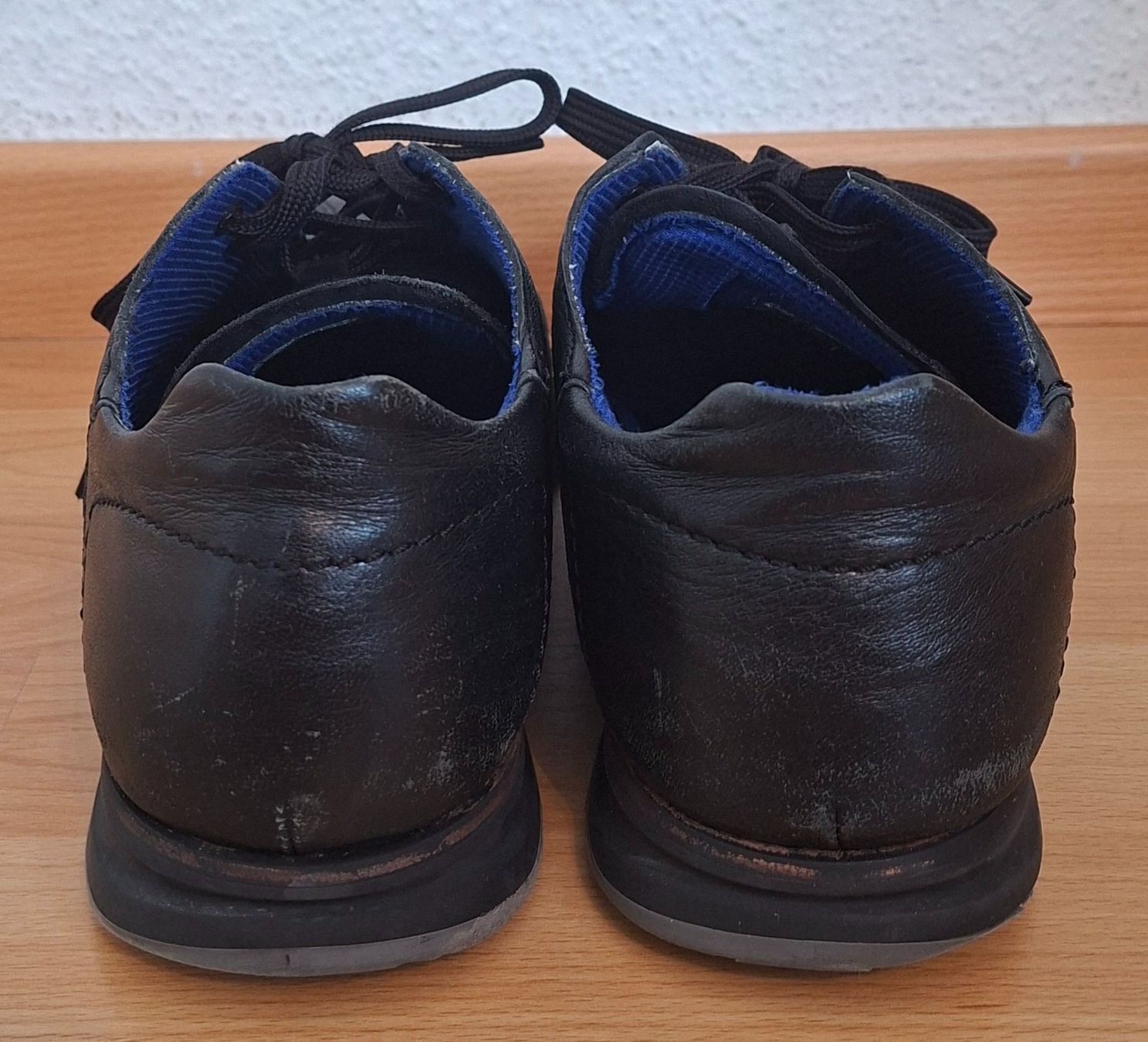 Bugatti Herrenschuhe: Sneaker bugatti Grösse 43 – Gebraucht aus Feuerthalen von kigo87 2