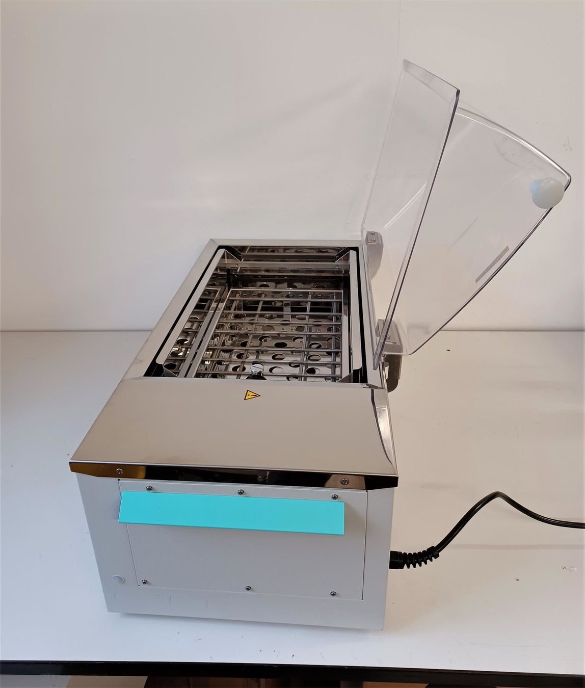 Accessori da laboratorio: JULABO SW 22 Schüttelwasserbad – Usato da Niederdorf venduto da LeptonAG_Labor 1