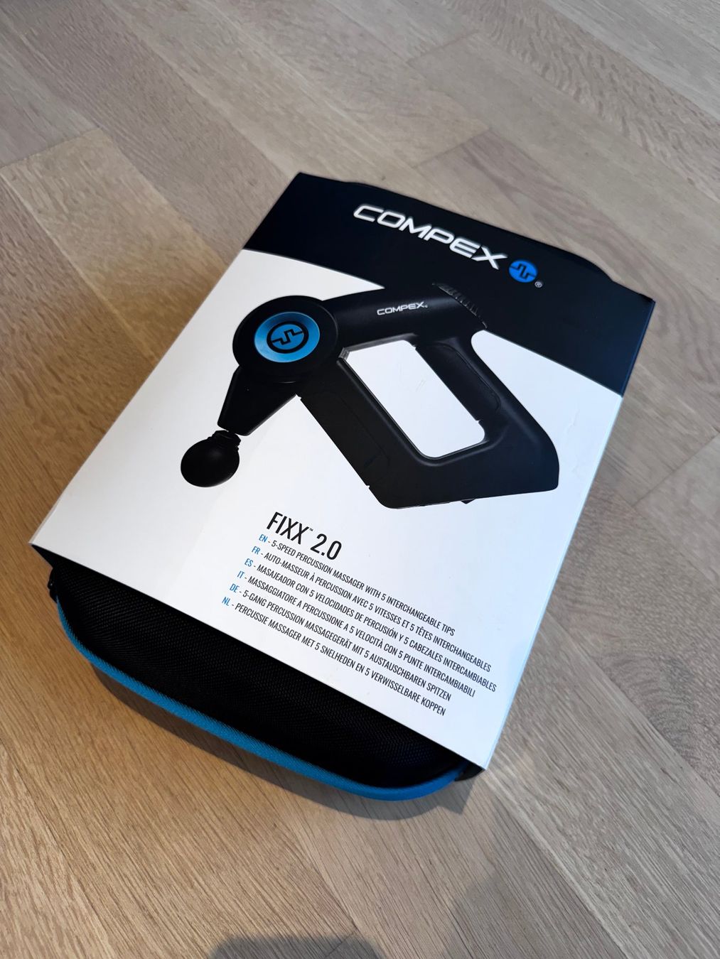 Compex Dispositivi per massaggi: Massagepistole Compex FIXX 2.0 NEU – Nuovo e nell'imballaggio originale da Solothurn venduto da Armada-3 1