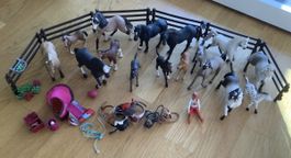 Schleich Pferde Sammlung mit viel Zubehör