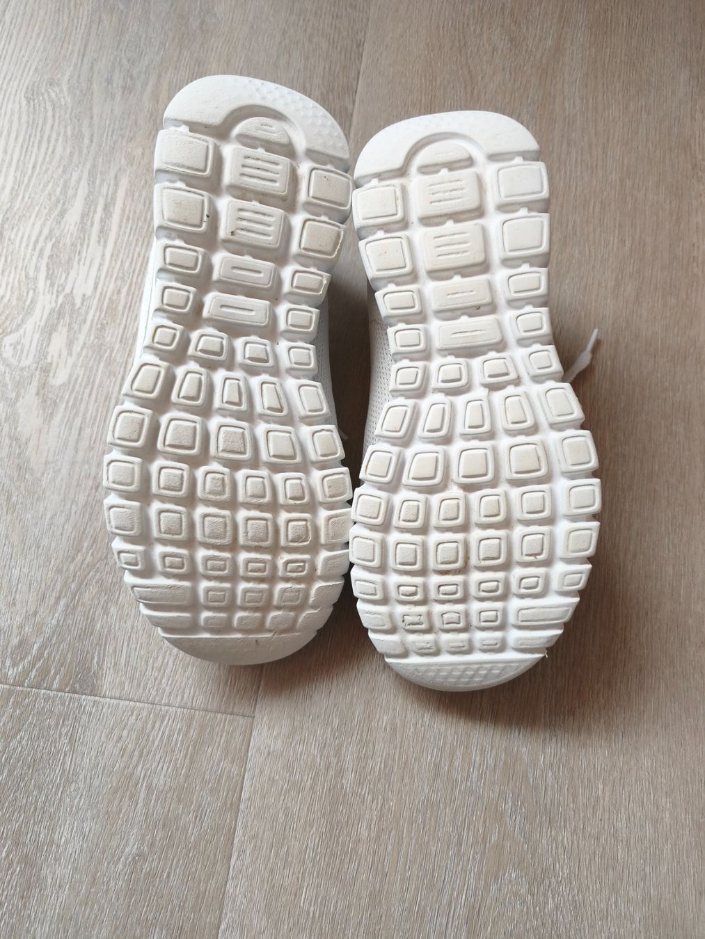 Skechers Scarpe per ragazze: Skechers Gr. 36 – Usato da Reconvilier venduto da LeKiMi 3