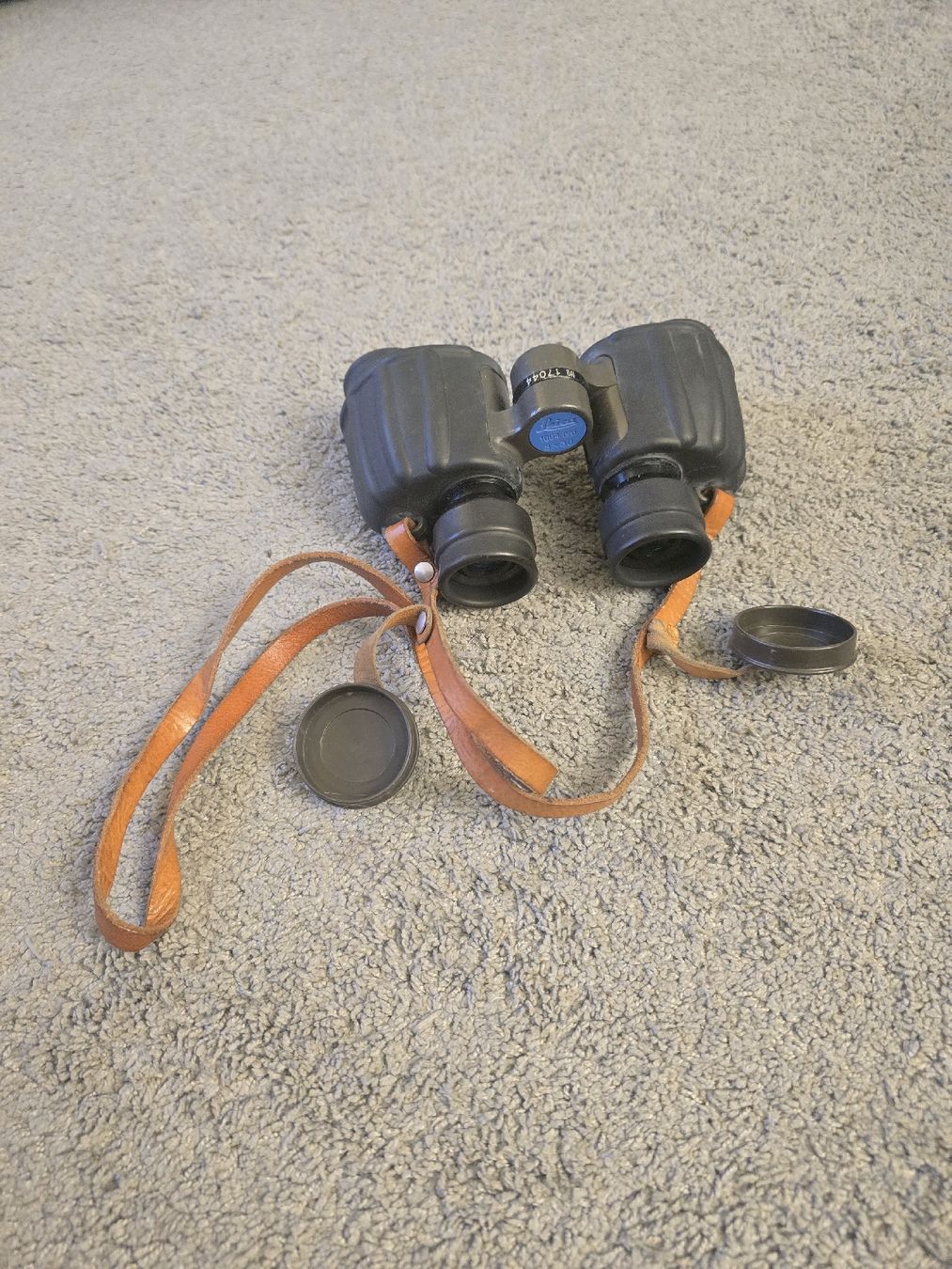 Leica Binocoli: Leica 1064nm 8x30 Feldstecher – Usato da Fehraltorf venduto da sca_5j9s 3