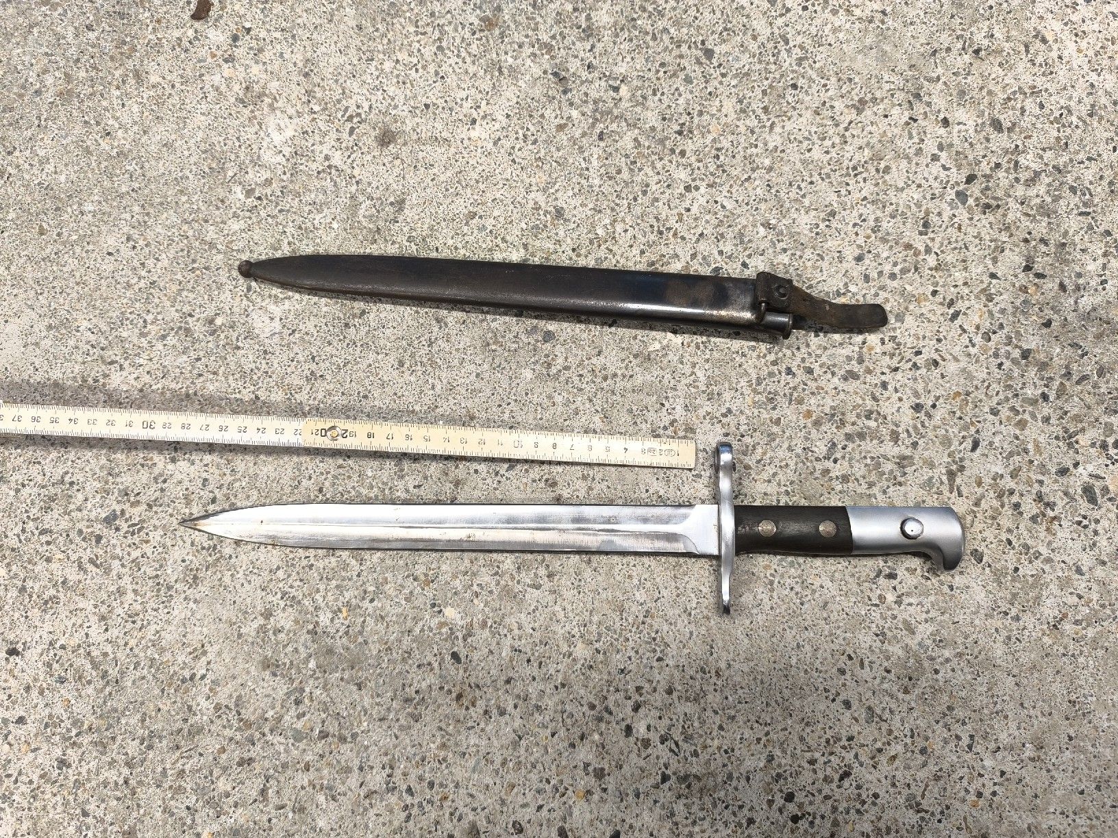 Schweizer Armee Stichwaffen: Bajonett Armee CH – Gebraucht aus Cama von anto_a 2