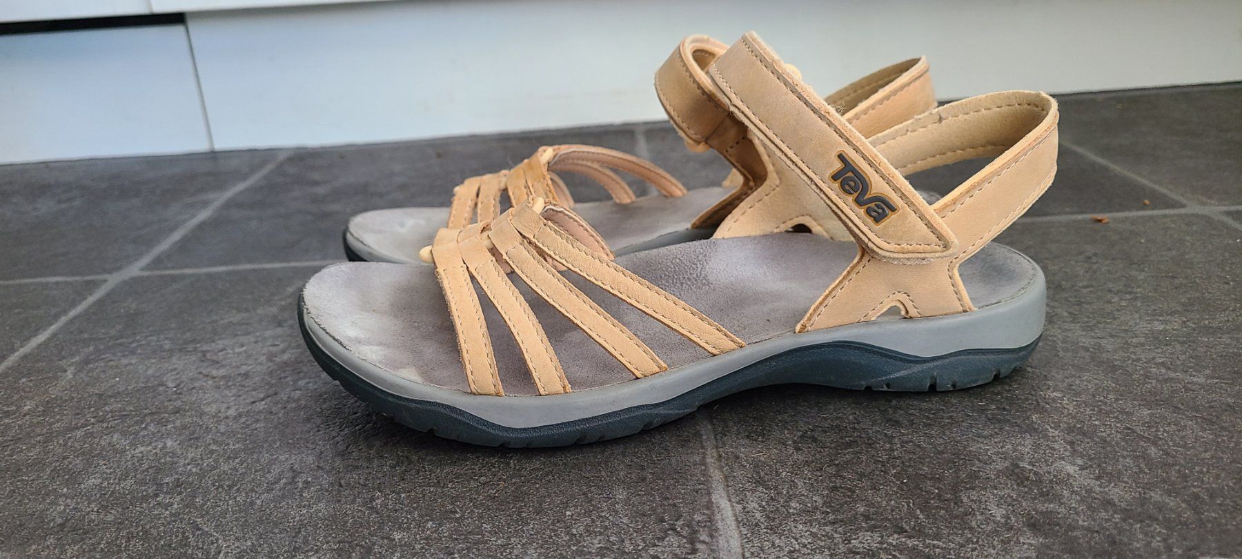 Teva Scarpe da donna: Trekkingsandalen von Teva, Gr. 37 – Usato da Basel venduto da Luzora 1