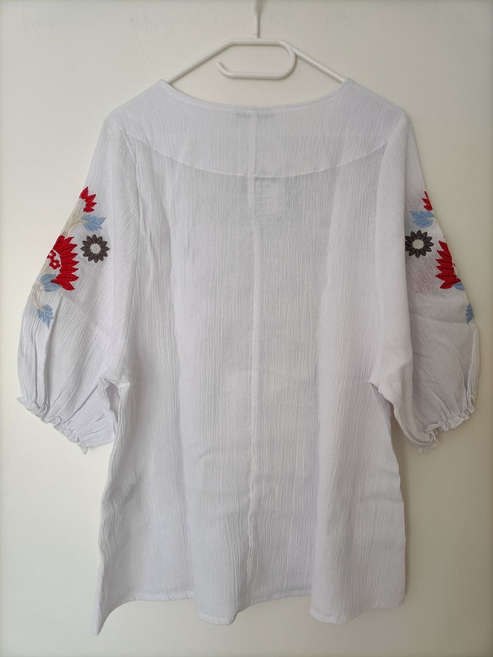 Tuniche: Weisse Tunika Bluse Grösse M, NEU! – Nuovo (secondo la descrizione) da Wil SG venduto da MissMillie71 1