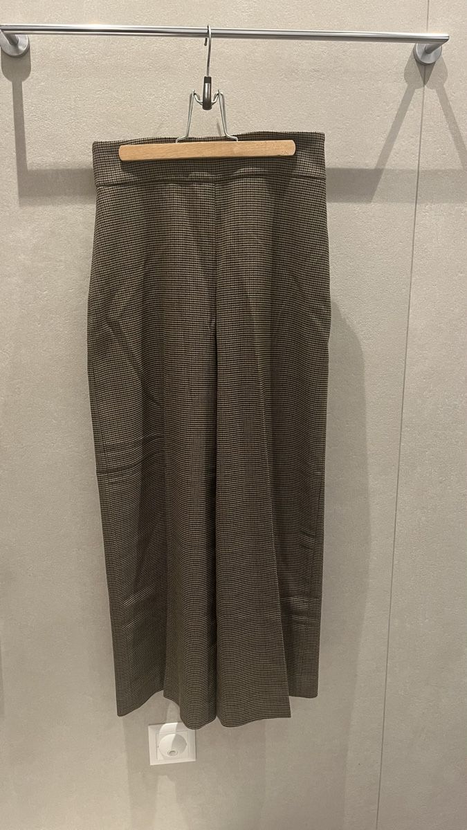 Zara Hosen: Zara Wide Leg Pants XS – Gebraucht aus Tannay von EllaSF 5