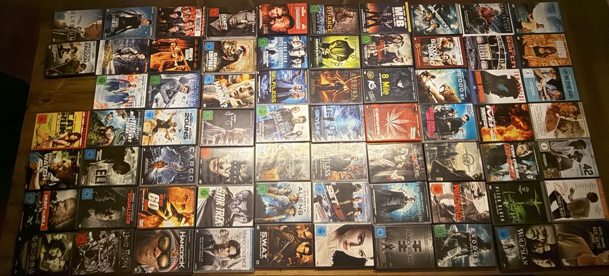 Tutti i DVDs: Grosse Filmsammlung, diverse Genres – Usato da Belp venduto da Smiley90 1