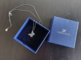 Pendentif/chaîne papillon Swarovski neuf