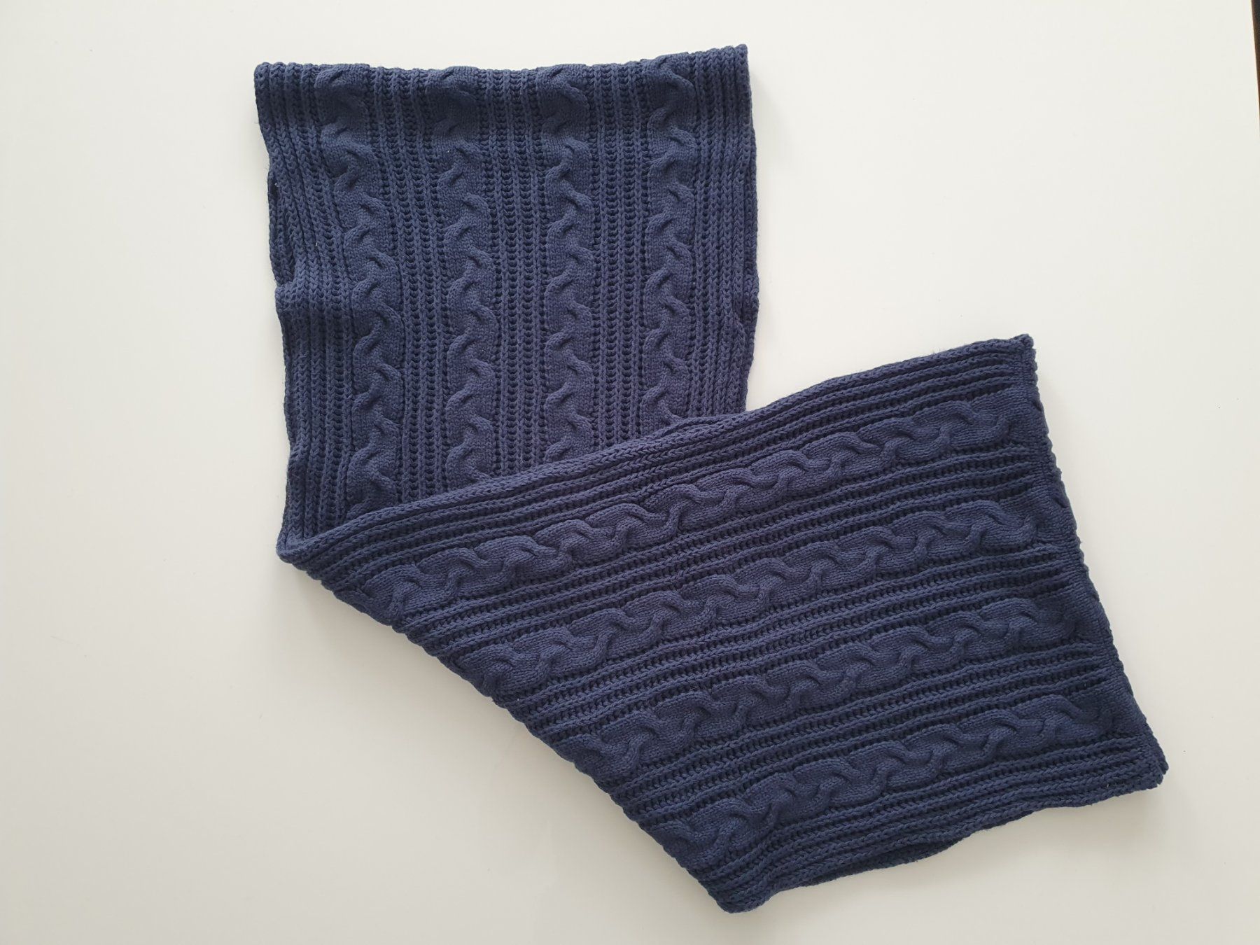 Manor Sciarpe: Manor Herren Grobstrick-Loop-Schal mit Zopfmuster 🧣 – Nuovo (secondo la descrizione) da Thalwil venduto da VitaMini 1