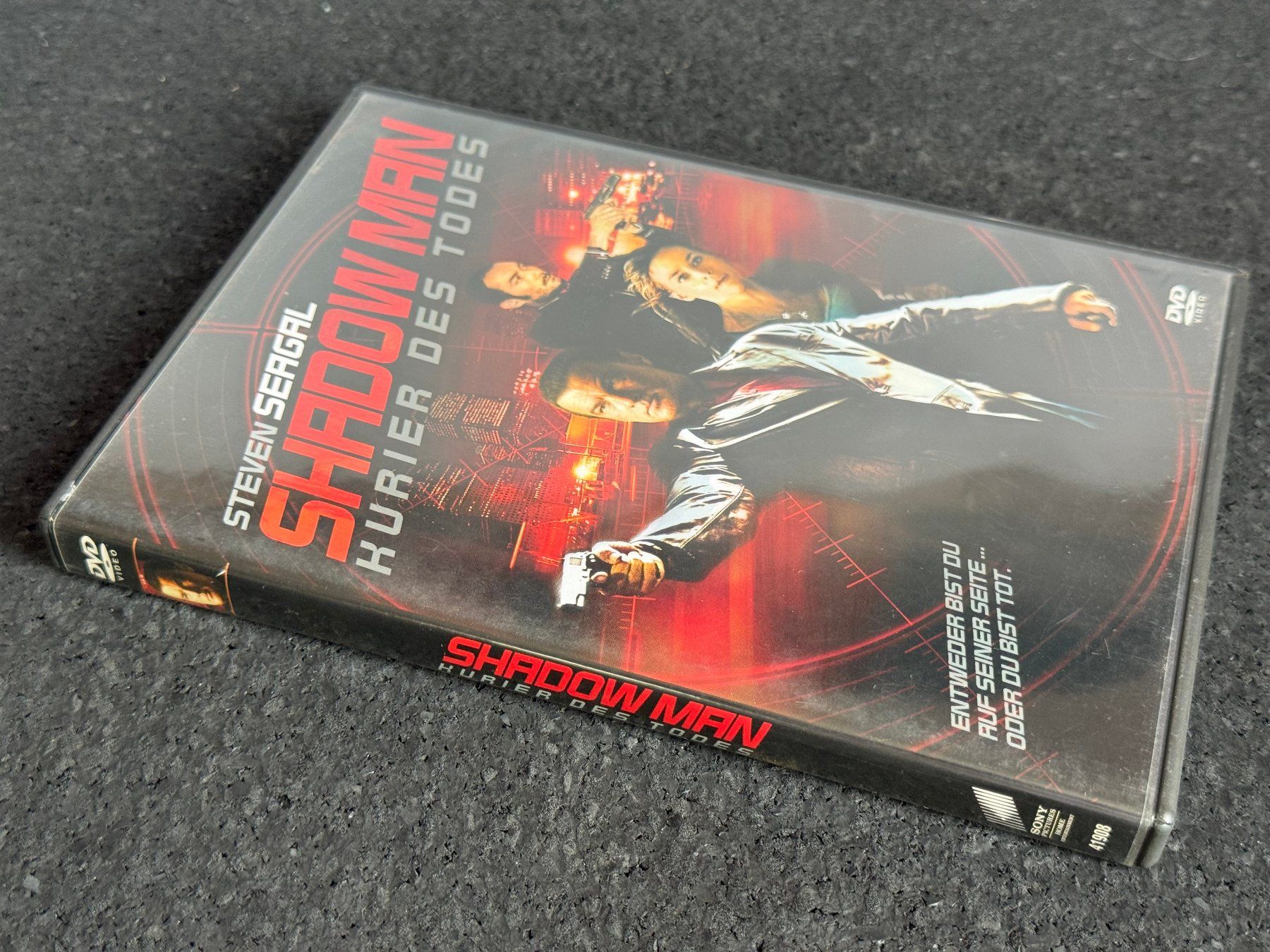 Tous les DVDs: SHADOW MAN "Kurier der Todes" DVD DE/EN Steven Seagal – D'occasion à Fribourg par tschjoly 5