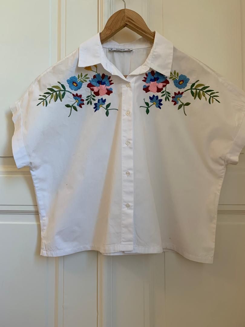 Camicette: Pull & Bear shirt, size M – Usato da Genève venduto da Kmattr
