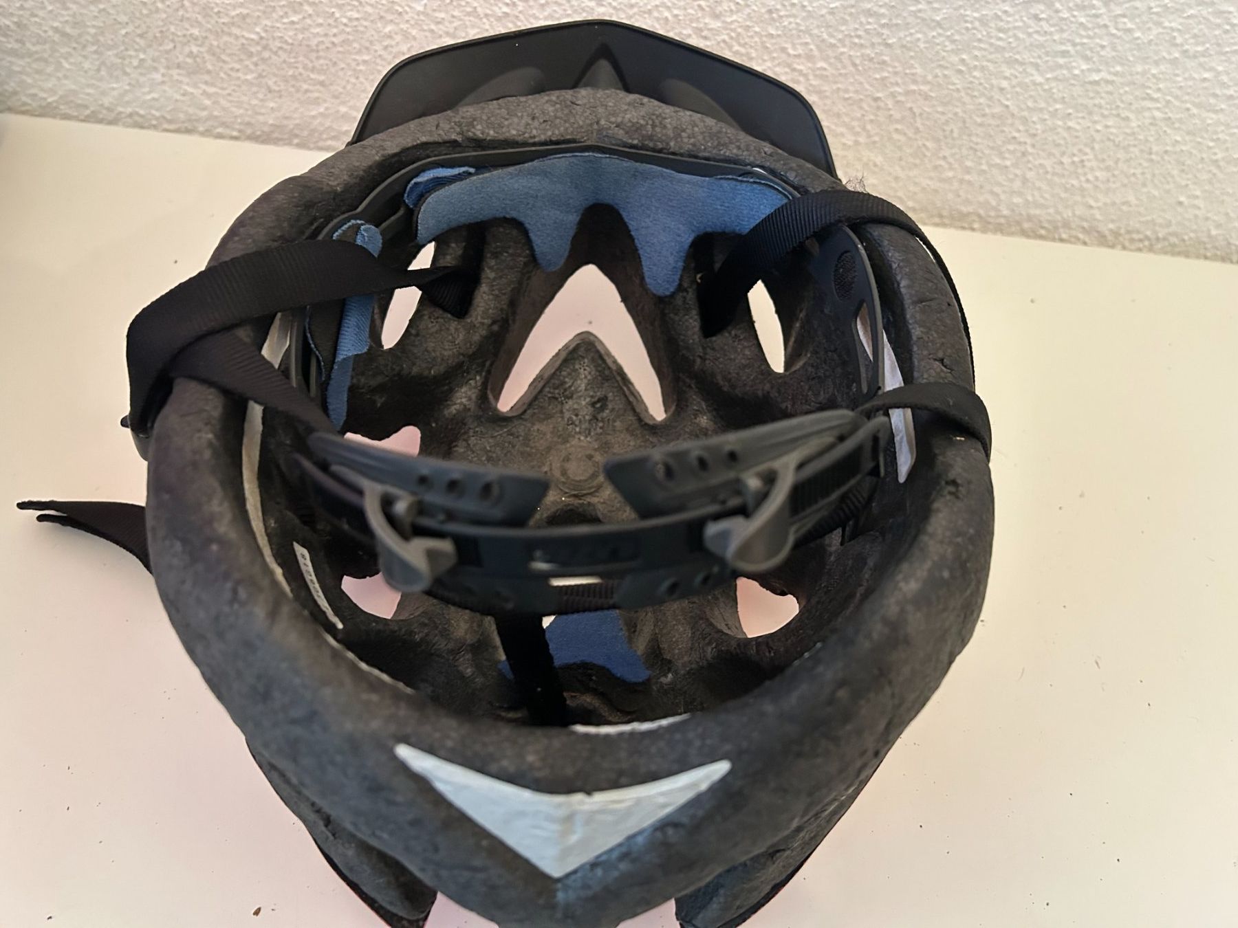 Caschi: Kinder-Velohelm, Grösse S – Usato da Buttisholz venduto da PIOTRCH 3