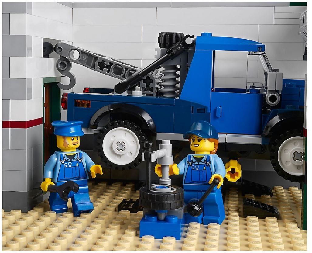 Lego Spielzeuge: LEGO Eckgarage - NEU (10264) – Neu und originalverpackt aus Sulzbach von Classic-Bricks 8