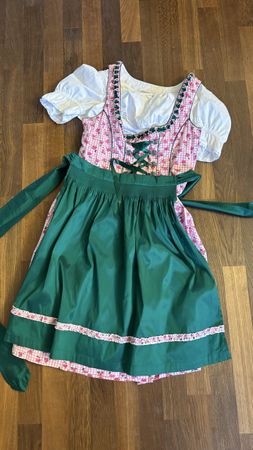 Dirndl Grösse 38