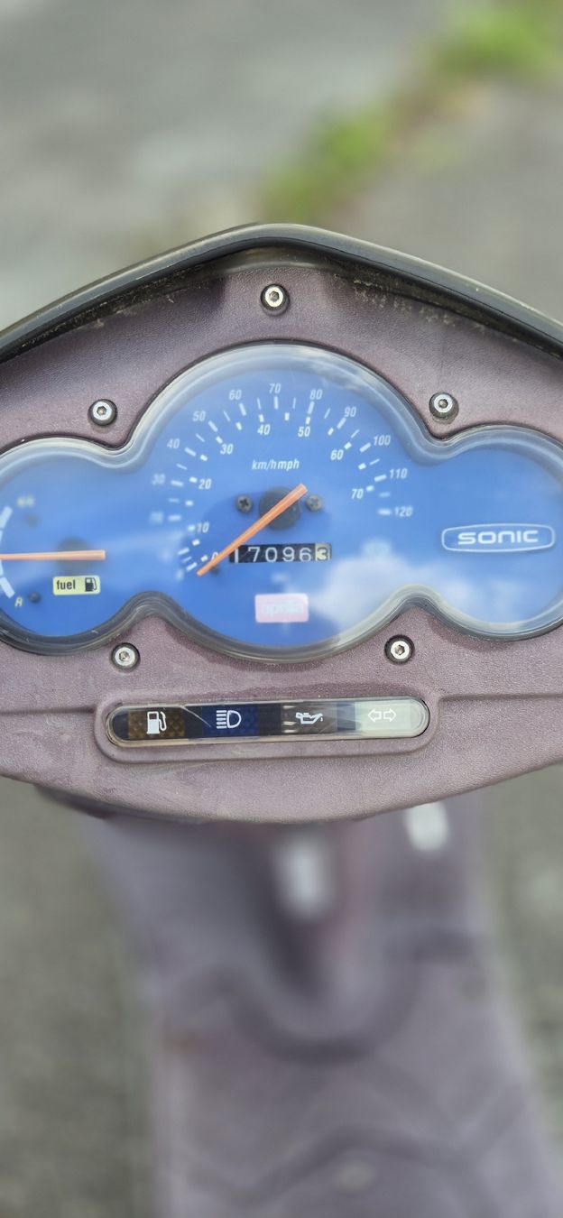 Aprilia Scooter: Roller Aprilia Sonic 50 – Usato da Thun venduto da Vet.Lim 5