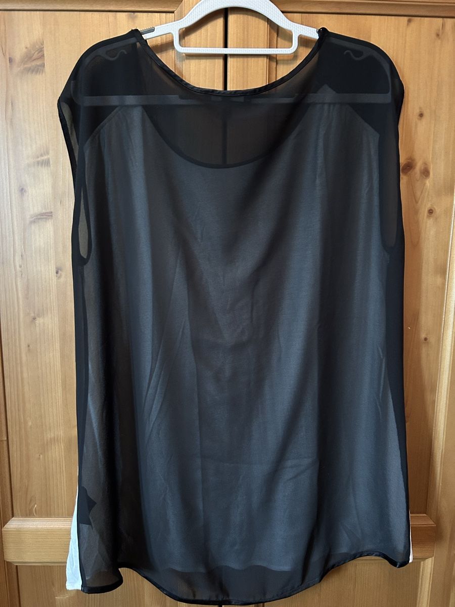 C&A Tuniche: Tunique blanche et noir – Usato da Daillens venduto da guisepa 1