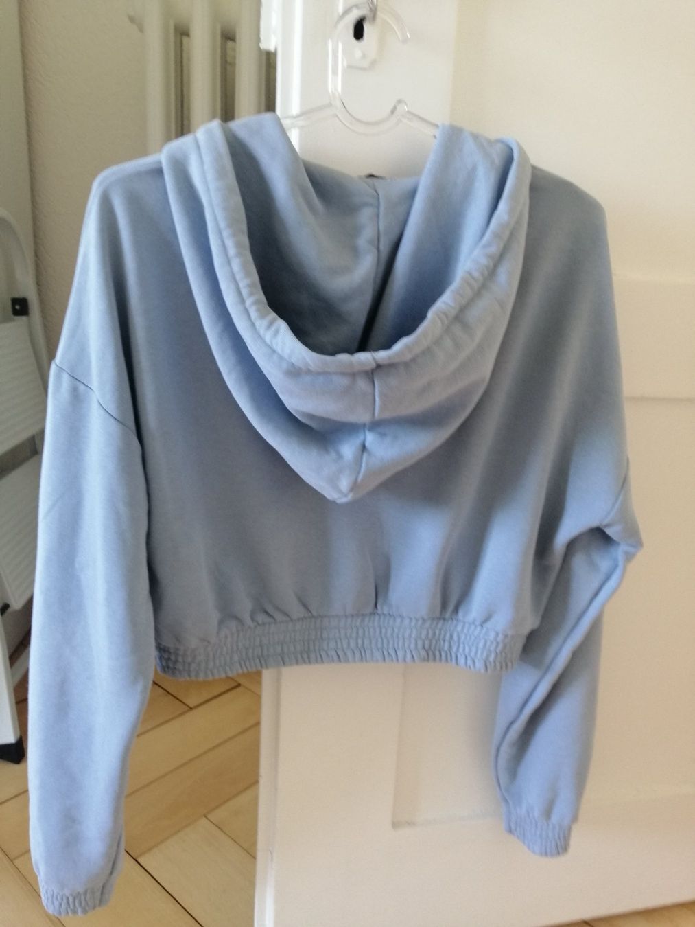 Na-kd Jacken: NA-KD Hoodie-Sweatjacke – Gebraucht aus Biel/Bienne von M.D.C 3