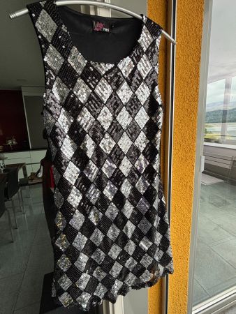 Kleid Grösse L, hinten uni schwarz, festlich, oder für Party