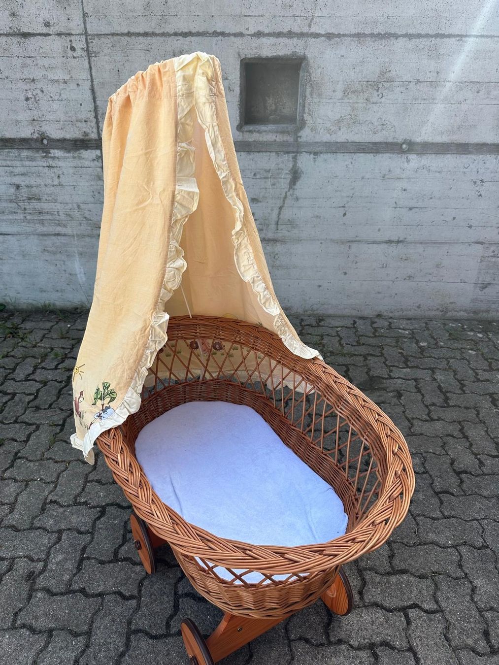 Berceaux: Stubenwagen – D'occasion à Walterswil BE par Baeri939 2