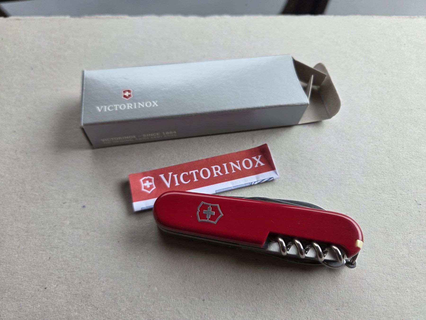 Victorinox Coltelli tascabile: Couteau Victorinox Julius Bär – Usato da Choëx venduto da Solmo51