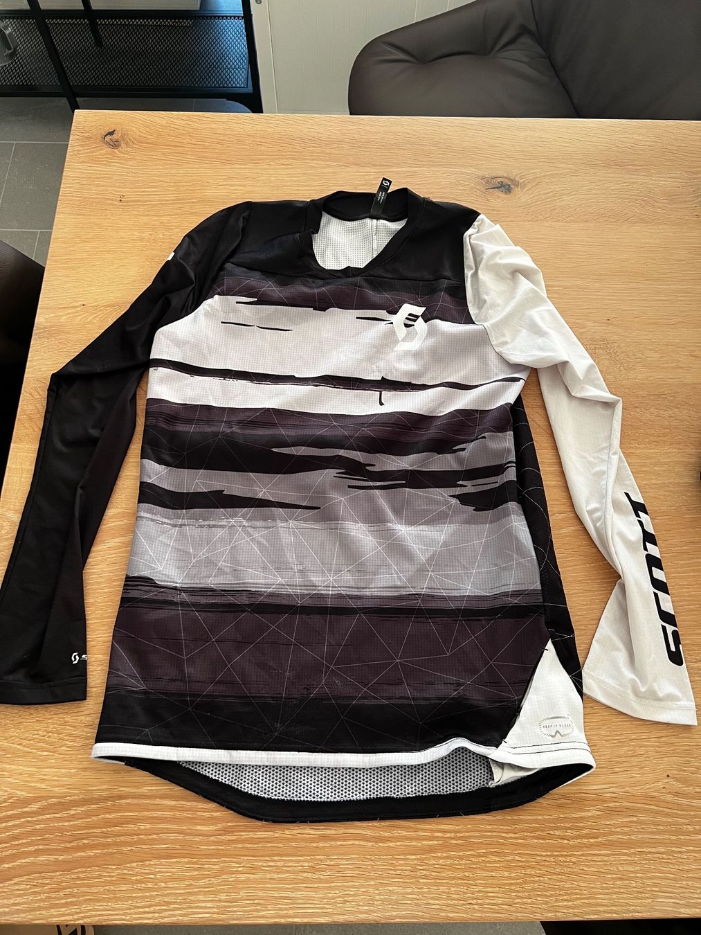 Scott Canottiere & Pantaloni: Scott MTB Fahrrad Trikot – Usato da Oberwil-Lieli venduto da Jo-Ke