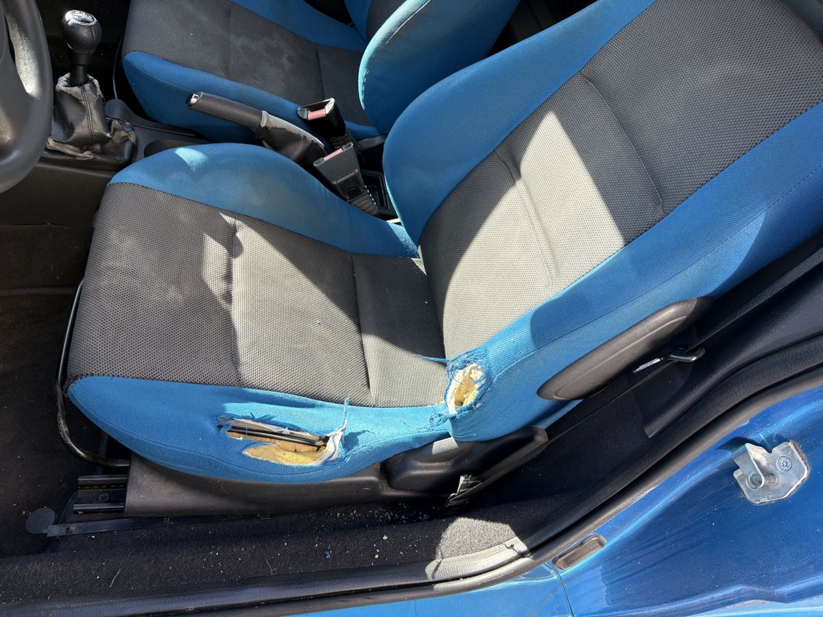 Opel Automobili: Opel Tigra TwinTop blau – Difettoso da lostorf venduto da Hramaj 4