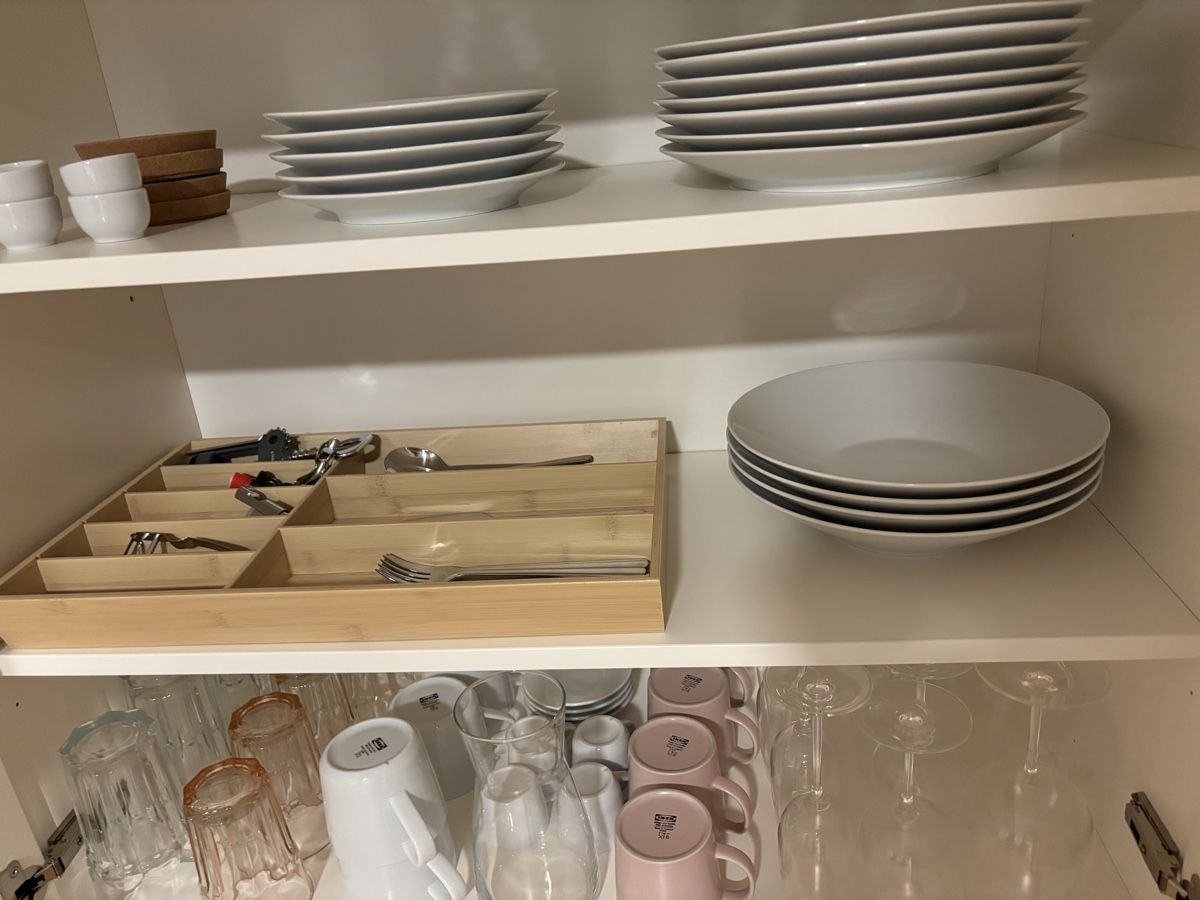 Ikea Set di piatti: Tassen, Teller und Gläser – Usato da Wallisellen venduto da Parky63