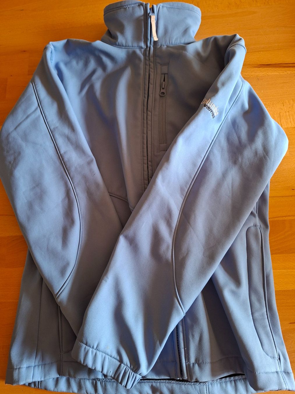 Columbia Vestes: Softshelljacke Columbia Y 18/20 – D'occasion à Blankenburg par mon_dbk6