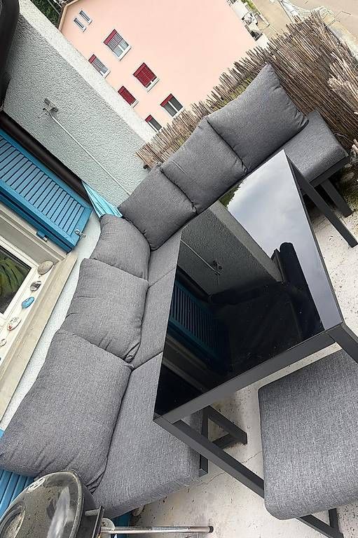 Divani: Lounge Gartensitzgruppe mit Tisch  – Usato da St. Gallen venduto da Ricverkauf 1