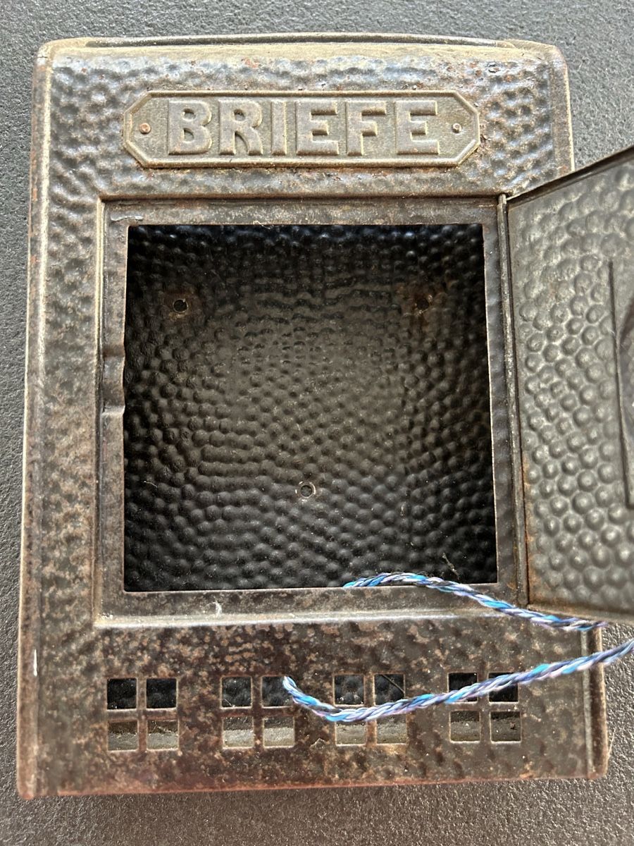 Altro per la casa: Antiker Briefkasten aus Metall – Usato da Birmenstorf AG venduto da bir_9tbh 4