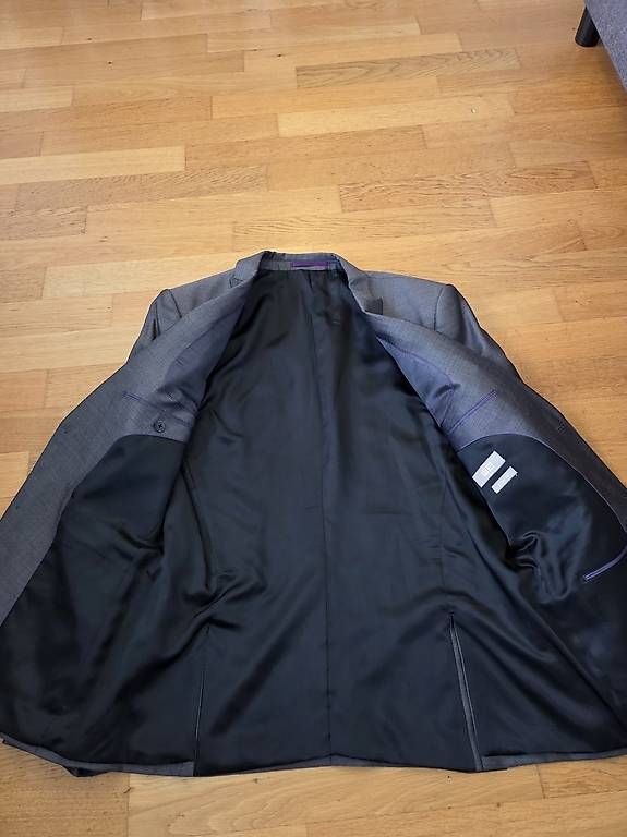 Costumes, combinaisons de sport et fonctionnelles: WE Blazer – D'occasion à Selzach par Cosma4 1