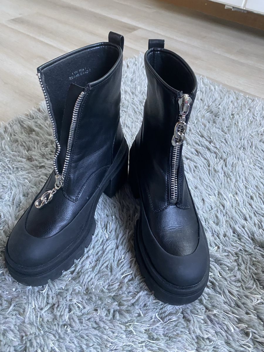 Scarpe da donna: Schuhe Grösse 38  – Nuovo (secondo la descrizione) da Amriswil venduto da kar_rx2y