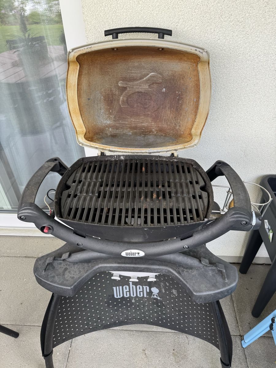 Griglie: Weber Grill Q1000 inkl. Stand – Usato da Seuzach venduto da S.Alves21 1