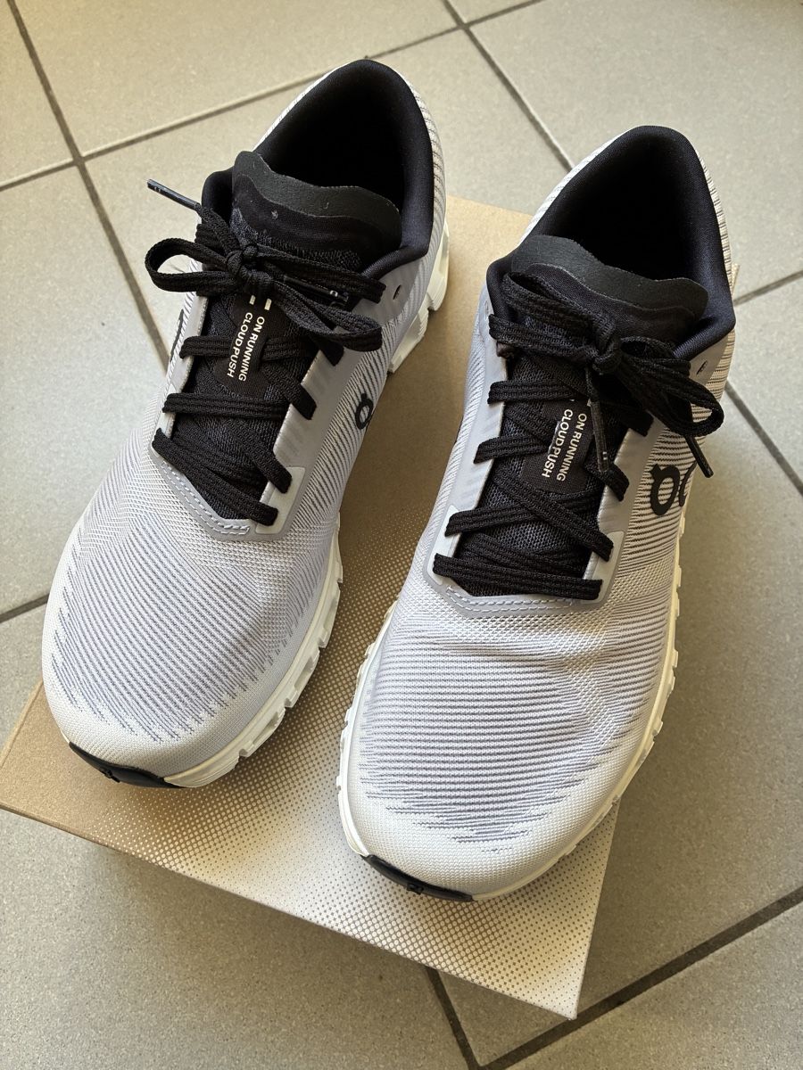 On Scarpe da donna: ON Schuhe Cloud 6 Push – Nuovo (secondo la descrizione) da Zürich venduto da zob_