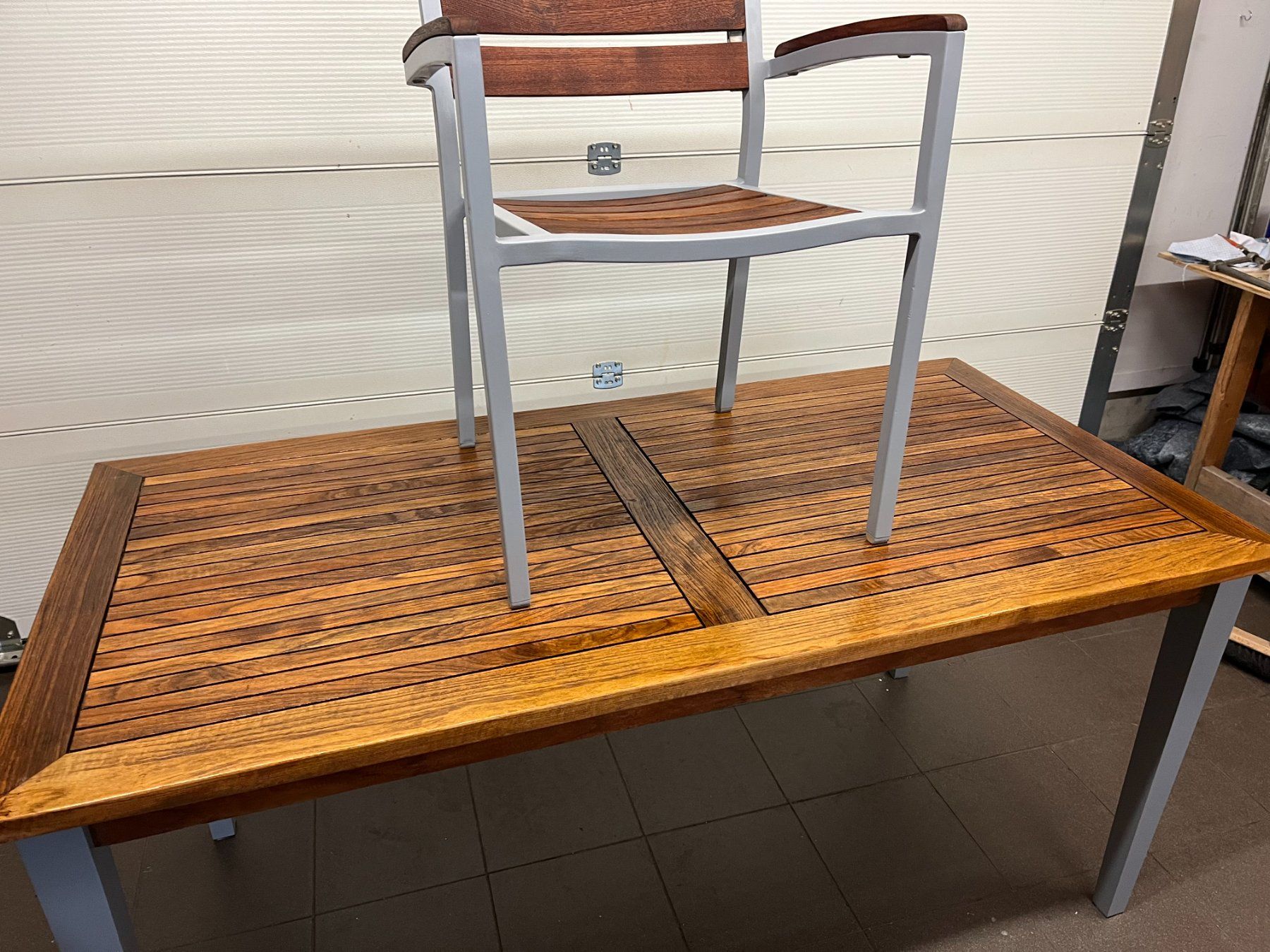 Tavoli: Gartentisch  mit 4 Stühlen Eiche Grösse 160x080 cm – Usato da Frauenfeld venduto da fre_vx6p 2