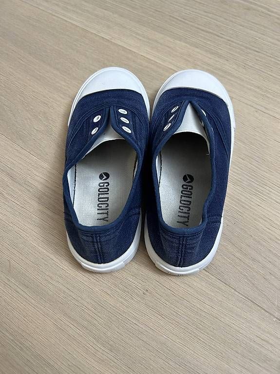 Scarpe per ragazzi: Slip On Sneaker Gr. 32 Neu – Usato da Glattpark(Opfikon) venduto da humanpro 2