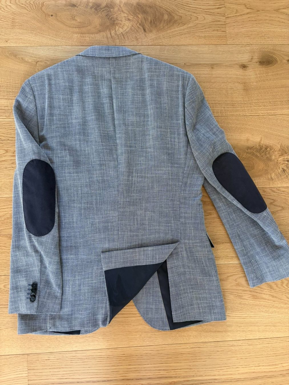 Hugo Boss Giacche: Blazer Veston Hugo Boss – Usato da Solothurn venduto da jmc_76cm 2