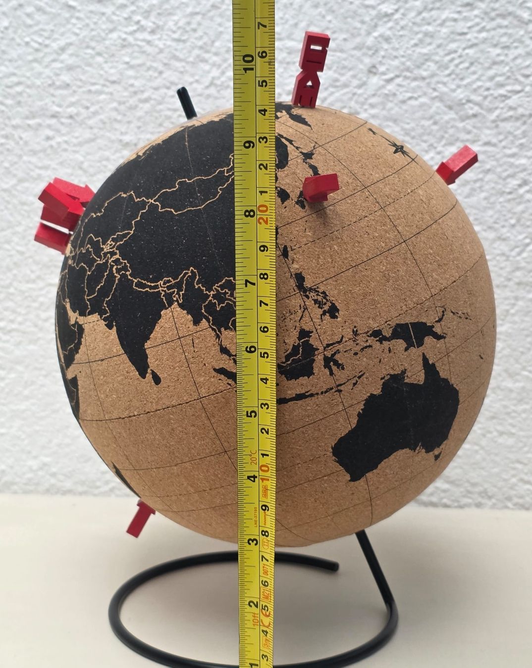 Autres décorations & accessoires: Kork Globus mit Pins und Ständer – D'occasion à Rheinsulz par Dred 4