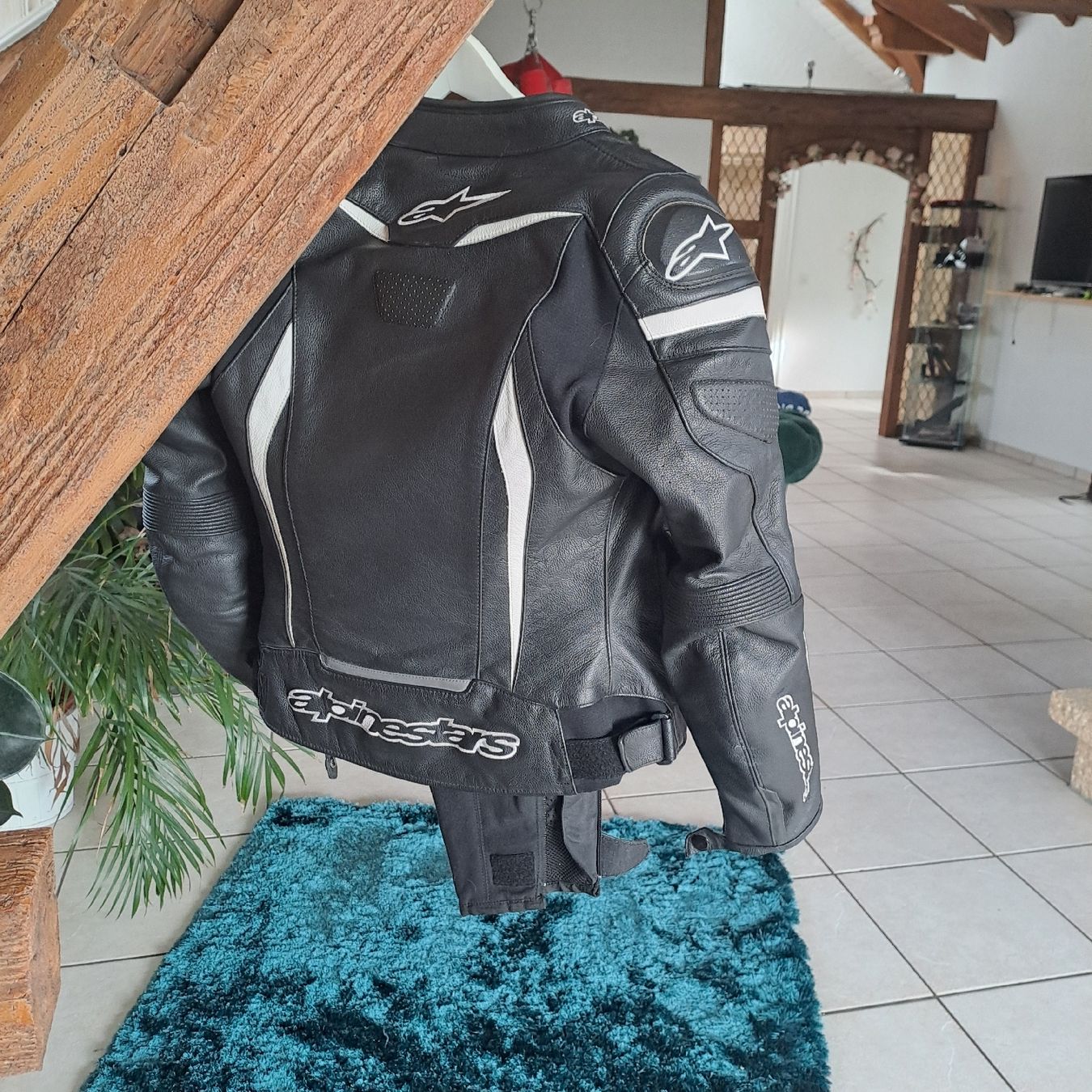 Alpinestars Lotti di vestiti: Alpinstars Motorradlederkombi Grösse S – Usato da Wallbach venduto da Eh21 1